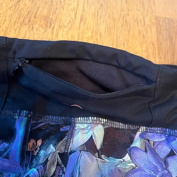 Calia by Carrie Underwood floral print running shorts - Picture 4 of 6